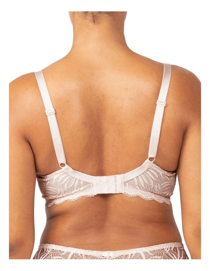 Best deal π― Triumph Essential Lace Balconette Underwire Bra In Nude Pink π― 4 Best deal π― Triumph Essential Lace Balconette Underwire Bra In Nude Pink π― - Image 2