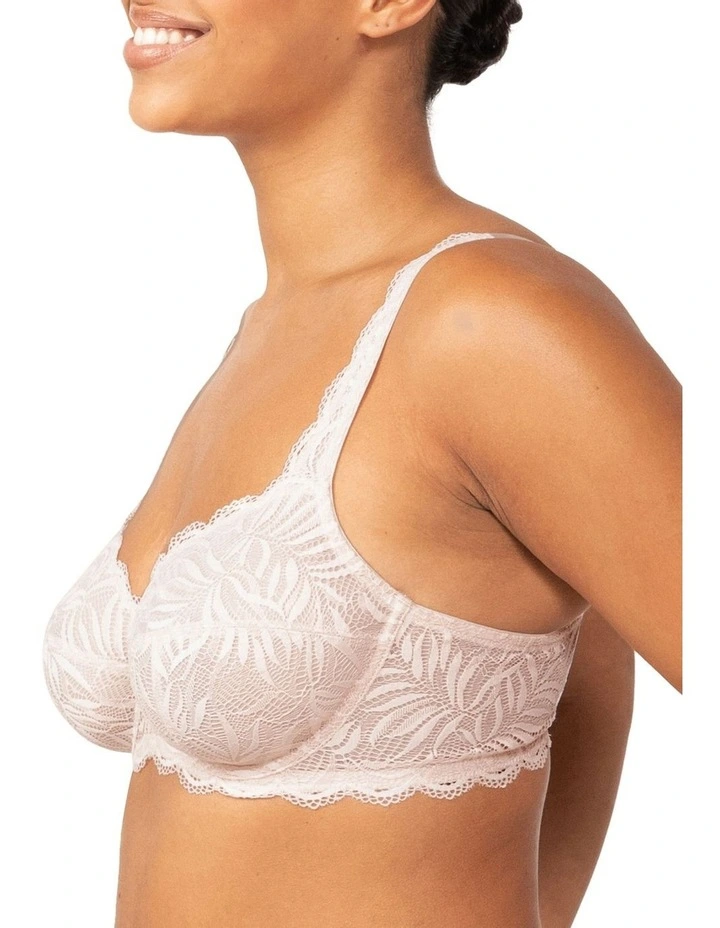 Best deal π― Triumph Essential Lace Balconette Underwire Bra In Nude Pink π― 5 Best deal π― Triumph Essential Lace Balconette Underwire Bra In Nude Pink π― - Image 3