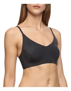 Best Pirce 🤩 Calvin Klein Invisibles Lightly Lined Triangle Bra Black 🧨