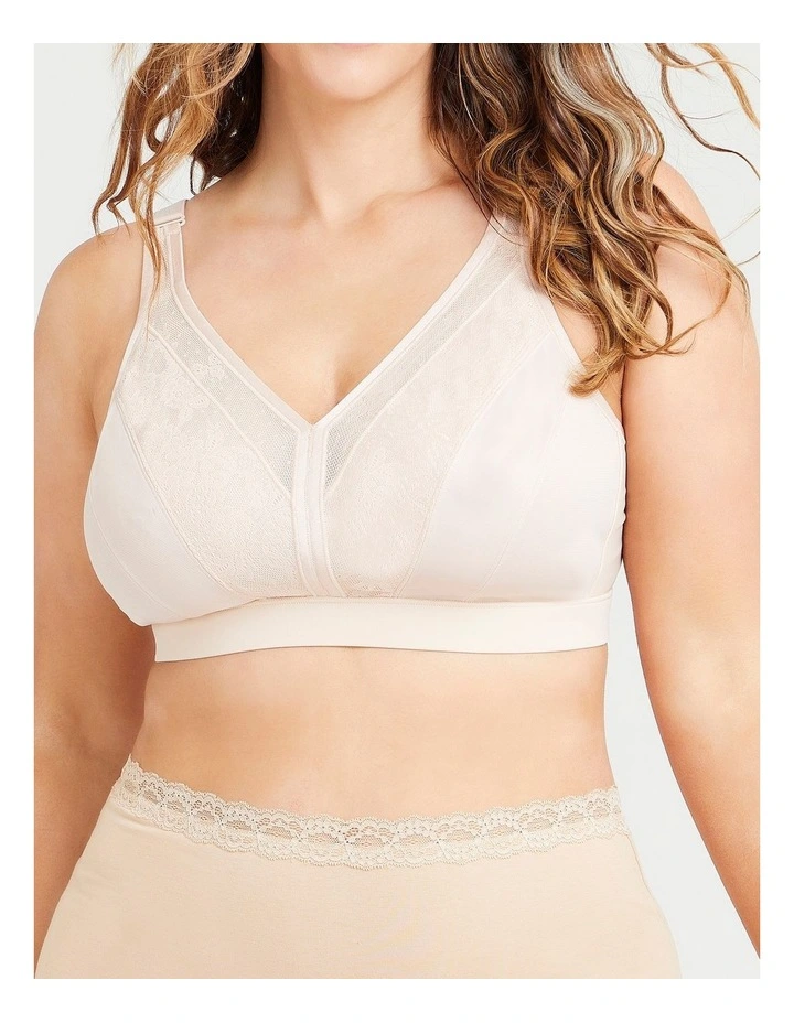 Deals π Taking Shape Wirefree Lace Detail Bra In Powder π€© 3 Deals π Taking Shape Wirefree Lace Detail Bra In Powder π€©