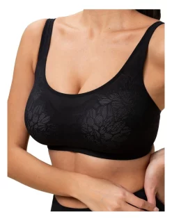 Wholesale ⌛ Triumph Fit Smart Padded Bra In Black ✔️ -Outlet balconette-bras-lingerie Store unnamed file 1383