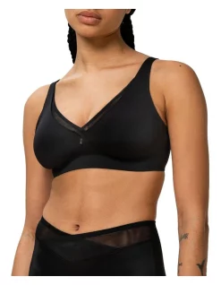 Cheap ✨ Triumph True Shape Sensation Wirefree Minimiser Bra In Black ❤️