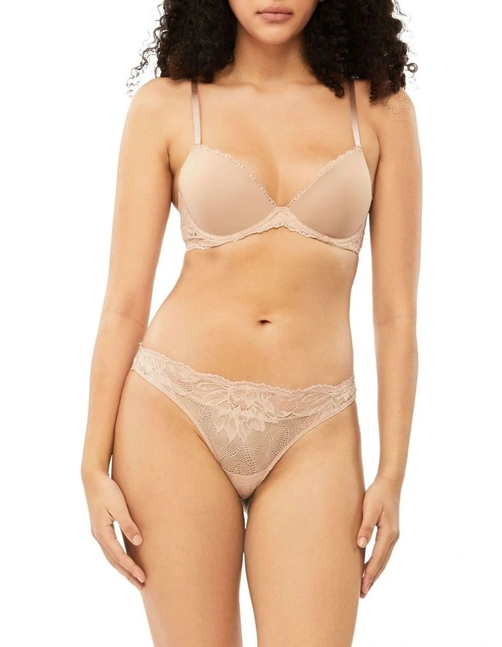 Discount π₯° Calvin Klein Seductive Comfort Lotus Floral Push-Up T-Shirt Bra In Beige π 3 Discount π₯° Calvin Klein Seductive Comfort Lotus Floral Push-Up T-Shirt Bra In Beige π