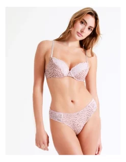 Brand new 🌟 Chloe & Lola Rosanna Full Coverage Contour In Ecru 👏