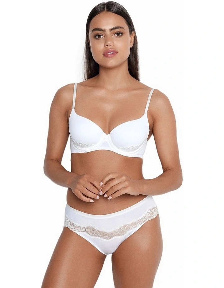 Deals β¨ Me. By Bendon Simply Me Full Coverage Contour Bra In White π 3 Deals β¨ Me. By Bendon Simply Me Full Coverage Contour Bra In White π