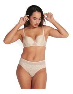 Flash Sale π Bendon Chloe Contour Bra In Linen π₯