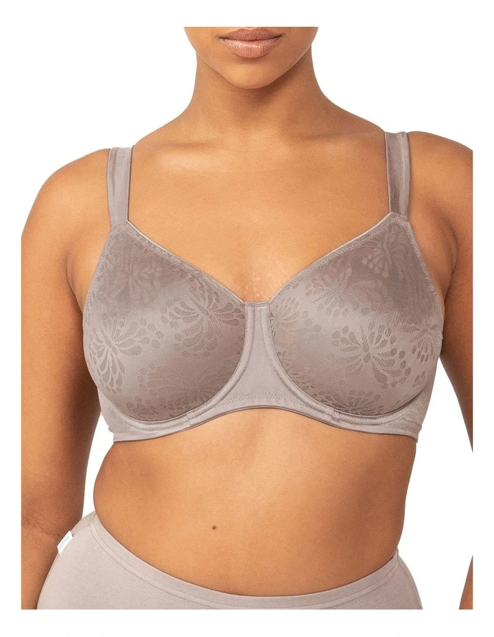 Brand new β¨ Triumph Lacy Minimiser Bra In Cappuccino π 3 Brand new β¨ Triumph Lacy Minimiser Bra In Cappuccino π