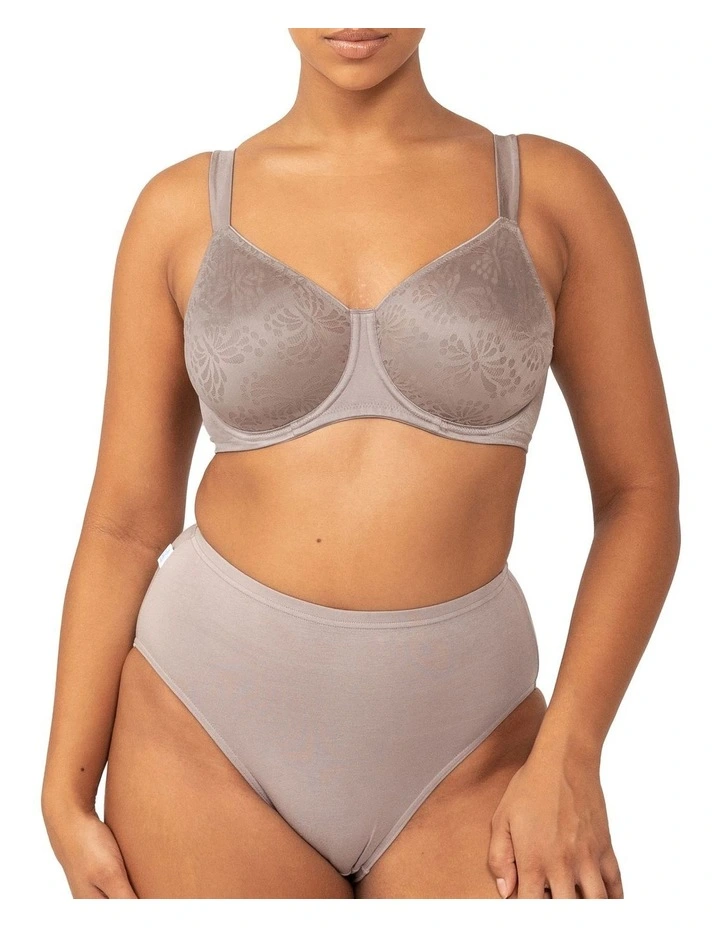 Brand new β¨ Triumph Lacy Minimiser Bra In Cappuccino π 6 Brand new β¨ Triumph Lacy Minimiser Bra In Cappuccino π - Image 4