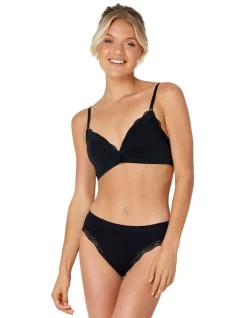 Discount 🎉 Lovable Nikki Soft Cup Bra In Black ✨